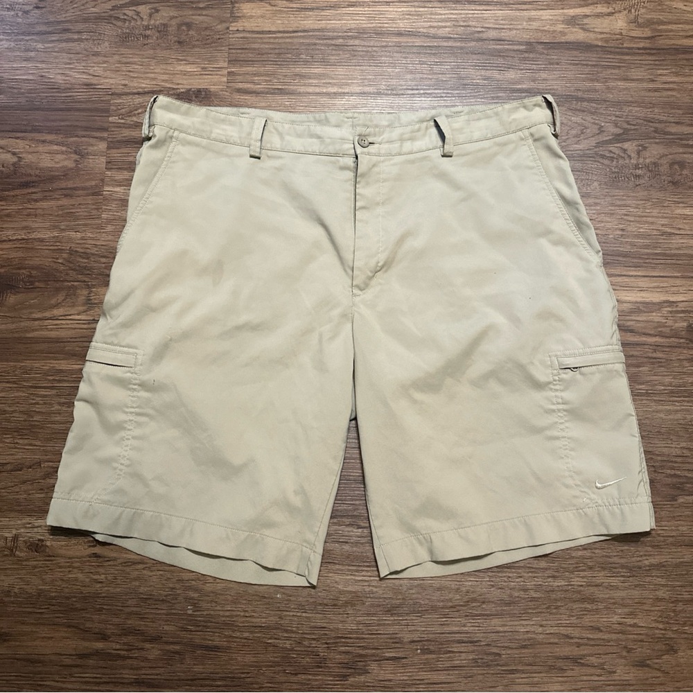 Nike Dri-Fit Golf Shorts Men’s Size 38